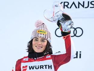 Scheib baut Riesentorlauf-Führung als Zweite hinter Rast aus