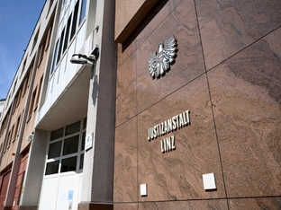 Junger IS-Anhänger nach Anschlagsplänen in Linz in U-Haft