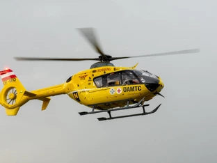 Eingebrochene Eisläuferinnen am Irrsee gerettet