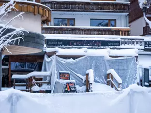 Römische Staatsanwälte reisen nach Brand nach Crans-Montana