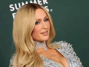 "Infinite Icon"-Doku: Paris Hilton schaut auf ihr Leben