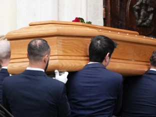 Rom verabschiedet sich von Modekaiser Valentino