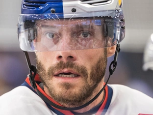 1.000. Eishockey-Ligaspiel für Thomas Raffl