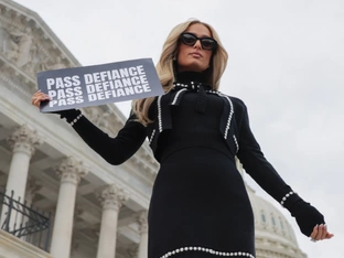 Paris Hilton für Opfer von Deepfake-Pornografie