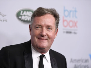 Piers Morgan meldet sich aus Klinik: "Jahr fängt toll an"