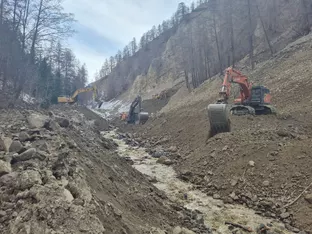 Schnalserbach: Wildbachverbauung räumt Bachbett