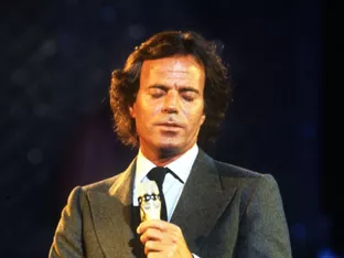 Julio Iglesias weist Missbrauchsvorwürfe zurück