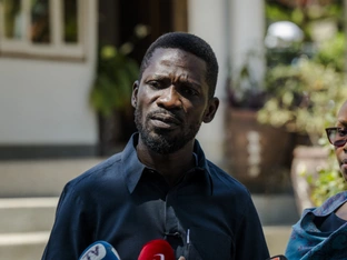 Opposition: Bobi Wine nach Wahl von Armee in Uganda entführt