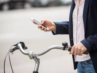 Google Maps: Gemini hilft Radfahrern und Fußgängern