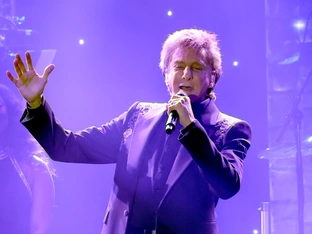 Barry Manilow sagt nach OP Konzerte ab