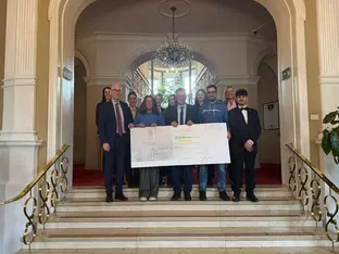 Kaiserhofball unterstützt „Kinderherz Südtirol“ mit 3.500 Euro