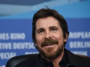 Für Dreh stundenlang in der Maske: Bale schrie wie verrückt