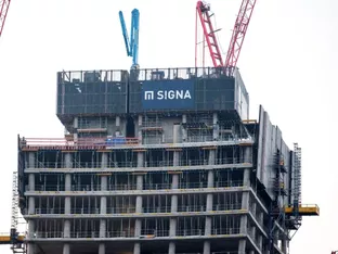 Etappensieg für Signa-Gläubiger Mubadala vor Schiedsgericht