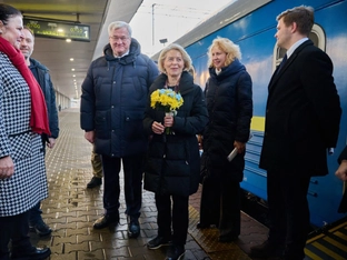 EU sichert Ukraine weitere Unterstützung zu