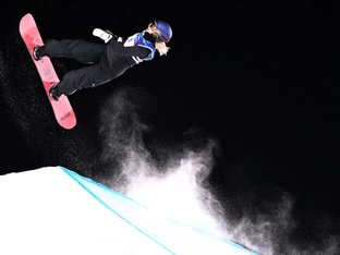 Titelverteidigerin Gasser wie auch Karrer im Big-Air-Finale