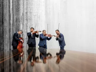 „Aufregend. Anders. Bunt.“