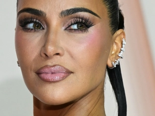 Kardashian und Hamilton gemeinsam beim Super Bowl