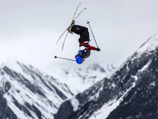 Freeskier Svancer Siebenter im Slopestyle-Olympia-Finale