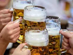 Undercover in australischen Pubs: Oft zu wenig Bier im Glas