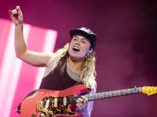 Tash Sultana verschiebt Europa-Tour