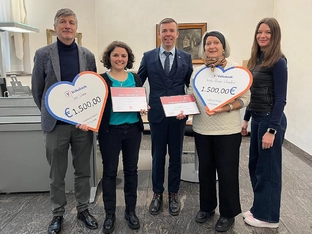 Solidaritätspreis 2025: Schecks übergeben