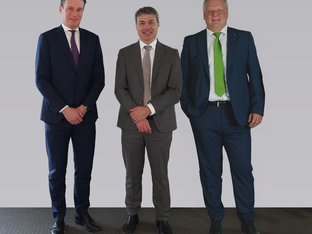 Raiffeisen Landesbank Südtirol AG im Austausch mit HGV‑Präsident Klaus Berger