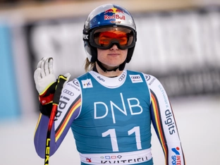 Halbzeit-Dritte Aicher setzt Shiffrin unter Druck
