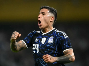 Argentinien siegt 2:1, Algerien feiert Kantersieg