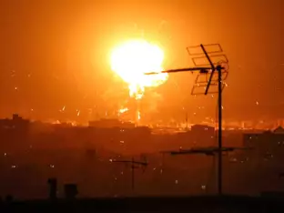 Teheran von heftigen Explosionen erschüttert