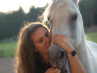 Rheuma-Liga Südtirol baut Unterstützung für Menschen mit ME/CFS weiter aus