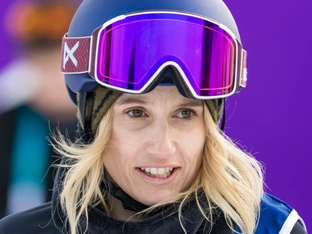 Snowboarderin Gasser in Flachau Slopestyle-Zweite