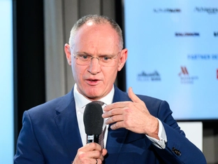 Österreich will mit vier EU-Staaten Rückkehrzentren starten