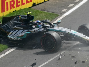 Crash von Antonelli in Melbourne - Russell fuhr Bestzeit