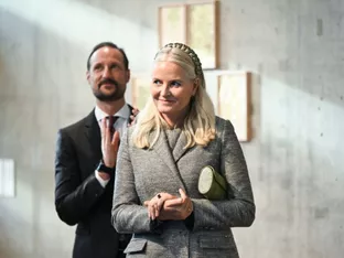 Kronprinzessin Mette-Marit von Epstein "getäuscht"