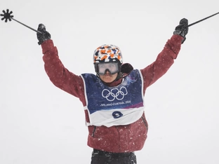 Lara Wolf bei Weltcup in Tignes als Dritte auf dem Podest