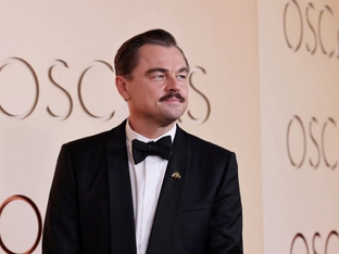 DiCaprio überrascht bei Oscar-Gala mit Schnauzer