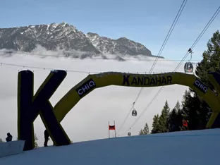 Nebel und brüchige Piste - Super-G in Garmisch abgesagt