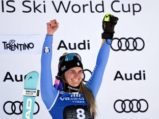 Pirovano gewinnt Abfahrt in Val di Fassa vor Hütter