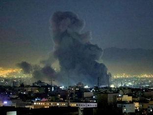 Erneute massive Angriffe auf Teheran