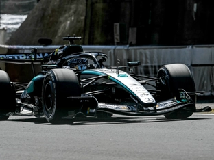 Russell vor Antonelli im ersten freien Training in Japan