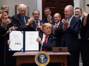 Trump-Unterschrift bald auch auf Dollarscheinen