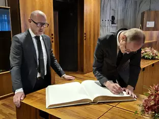 Botschafter der Bundesrepublik Deutschland zu Besuch bei Bürgermeister Corrarati