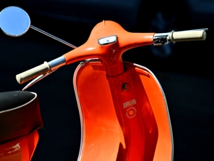 Kultroller Vespa feiert 80. Geburtstag