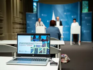 Außerschulische Lernorte: Orte des Fokussierens und der Verwurzelung