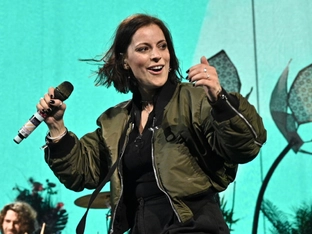 Silbermond-Sängerin Stefanie Kloß erwartet zweites Kind