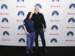 Billie Eilish und James Cameron zeigen gefühlvollen Tourfilm