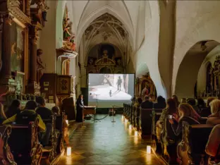 Mehr als 20 Lichtinstallationen und Performances bei Water Light Festival in Brixen