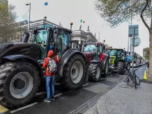 Spritpreis-Proteste in Irland - Treibstoff wird knapp