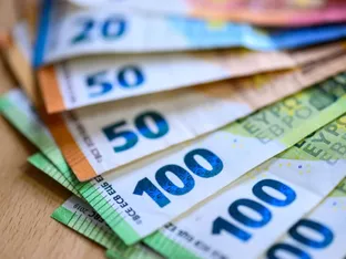 82-Jährige übergab falschen Polizisten in Wien 38.000 Euro