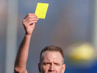 Gelbe Karten werden bei WM wohl vor K.o.-Phase gestrichen